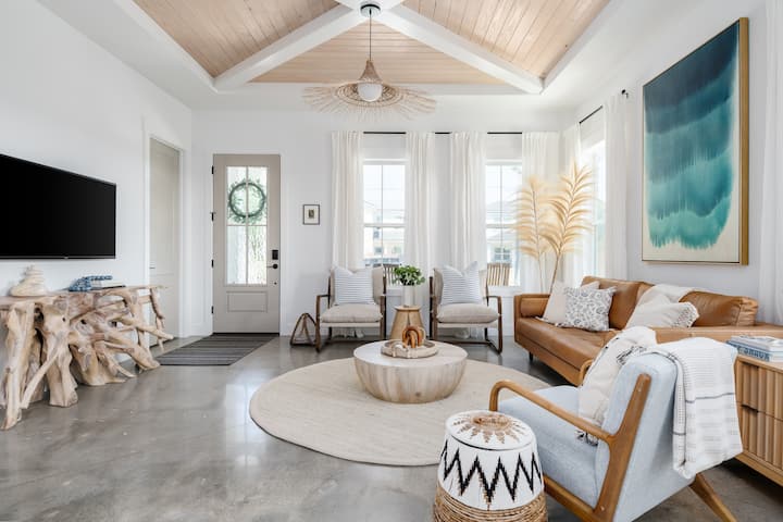 Open and airy comfortable living space with custom wood ceiling. Smart TVs in Living Rm & all bedrooms. 