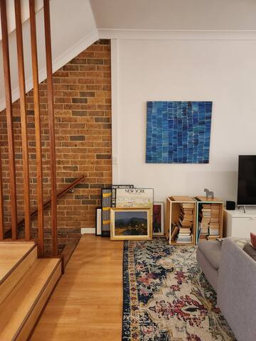 3 bedroom home in Bondi Junction gallery image 2