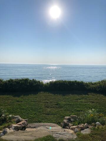 Block Island Oceanfront Cottage gallery image 4