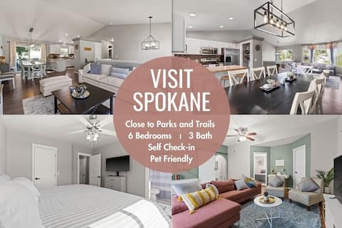 6BR/3BA House | 2nd Living and Entry | 18 Guests