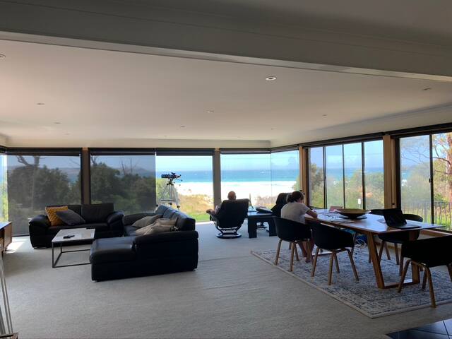 Serene Beach Retreat with Spectacular Views gallery image 2