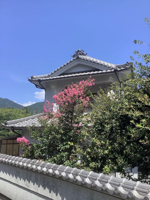 A private rental on the outskirts of Kure City
