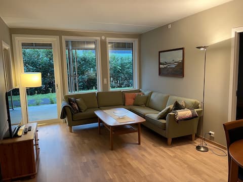 Top Airbnb: New three-room apartment with parking in a warm garage. Central in Lillehammer