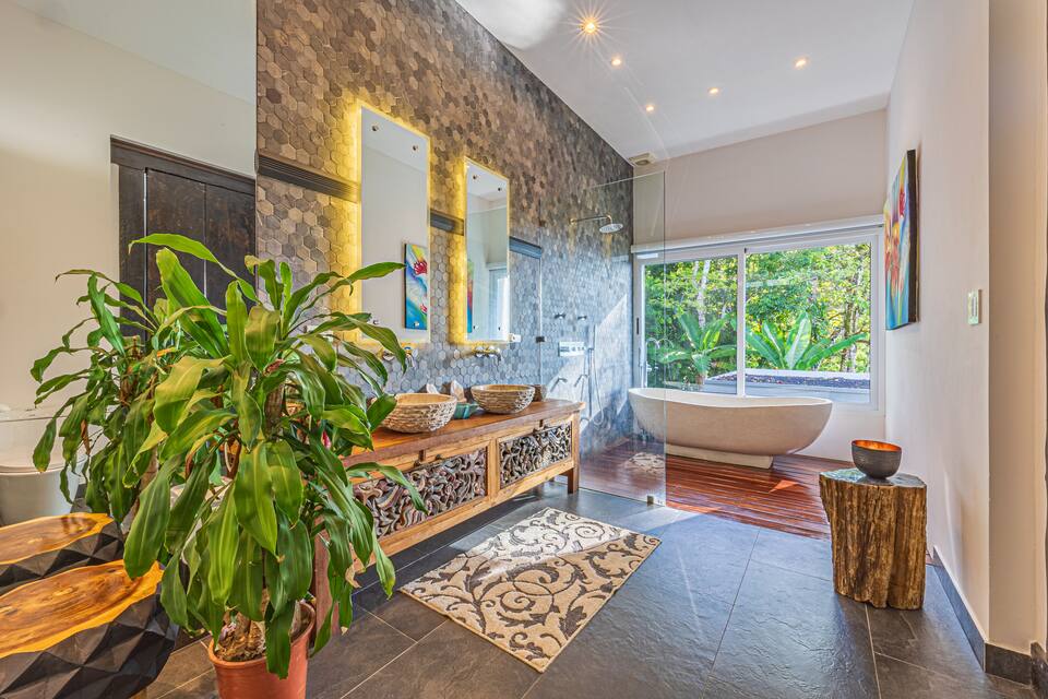 An ocean-view house in the Costa Rican jungle, Savegre, Puntarenas, Costa Rica, photo 8 of 10