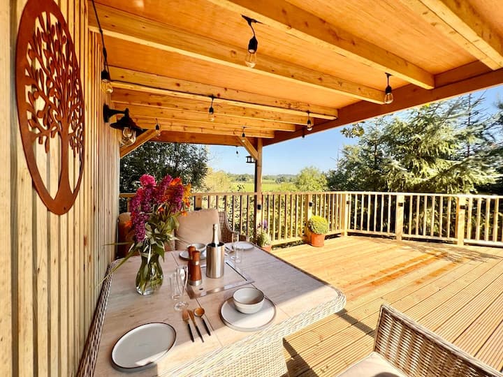 The Pines Treehouse photo 2