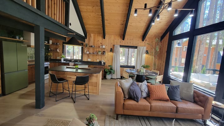 Winner Of Hgtv's Battle On The Mtn! The Royal - Breckenridge, CO