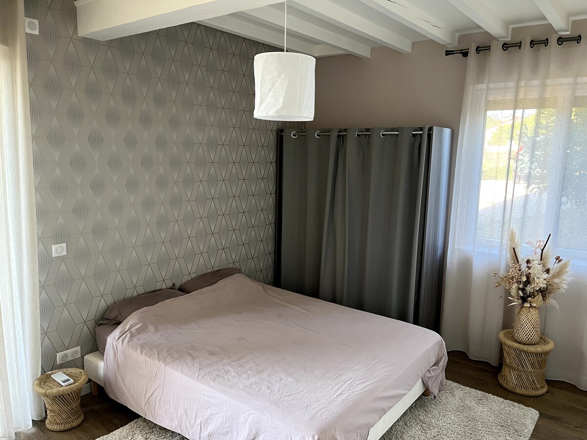 ห้องชั้นล่าง