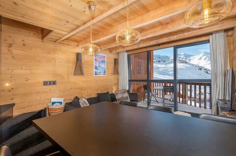Val-Thorens-Cosy * * * *Duplex 570 Pied des Pistes