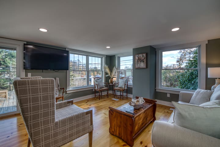 Patio | Walk To Town | Water Views | Mill Cove - Boothbay Harbor, ME