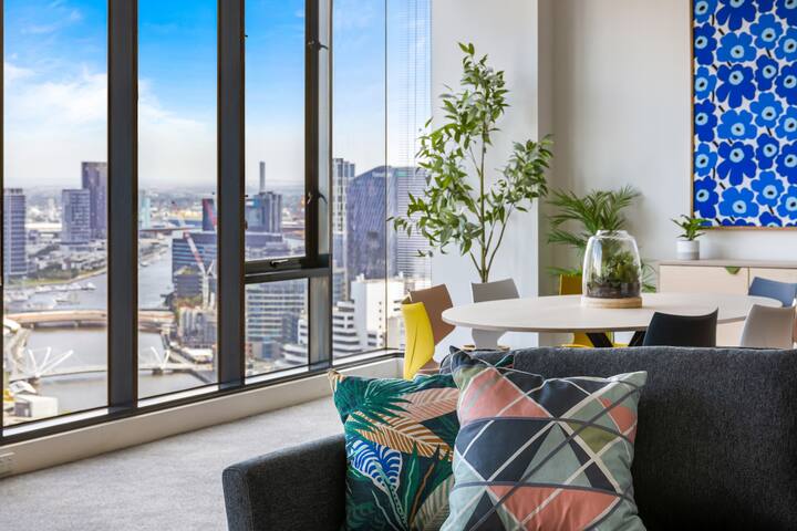 Aroha The Ultimate Melbourne Penthouse gallery image 3