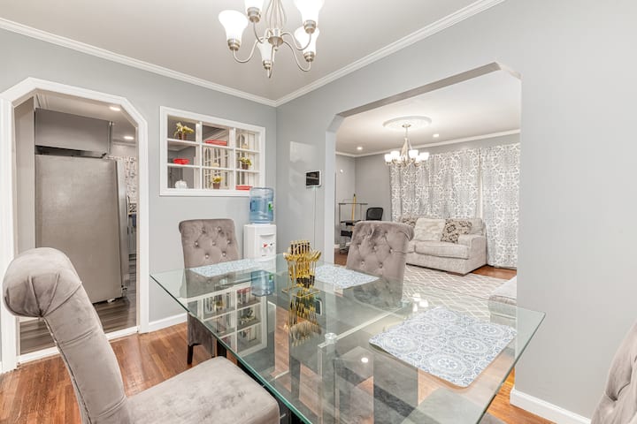 Temi's Home Away Frm Home-bronx - New Rochelle, NY