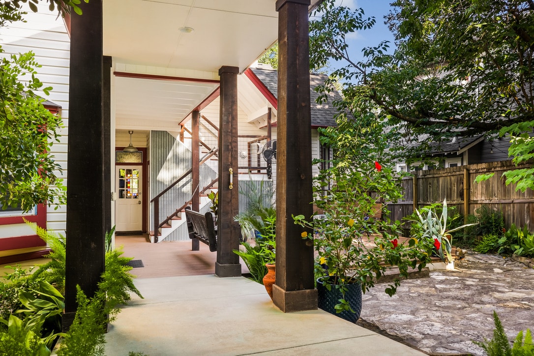 Monroe Apt - Brava House Austin