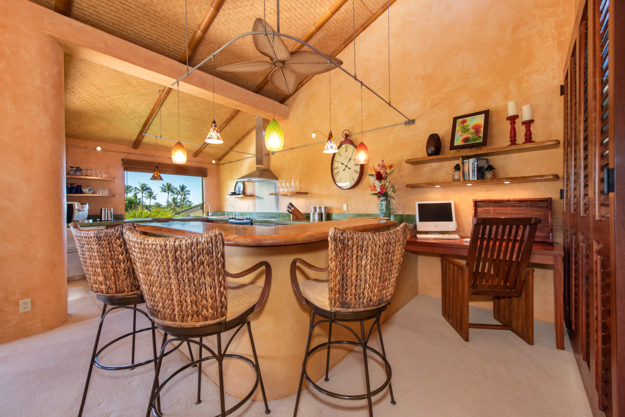 Condo in Wailea · ★4.94 · 1 bedroom · 2 beds · 1 bath - Image 5