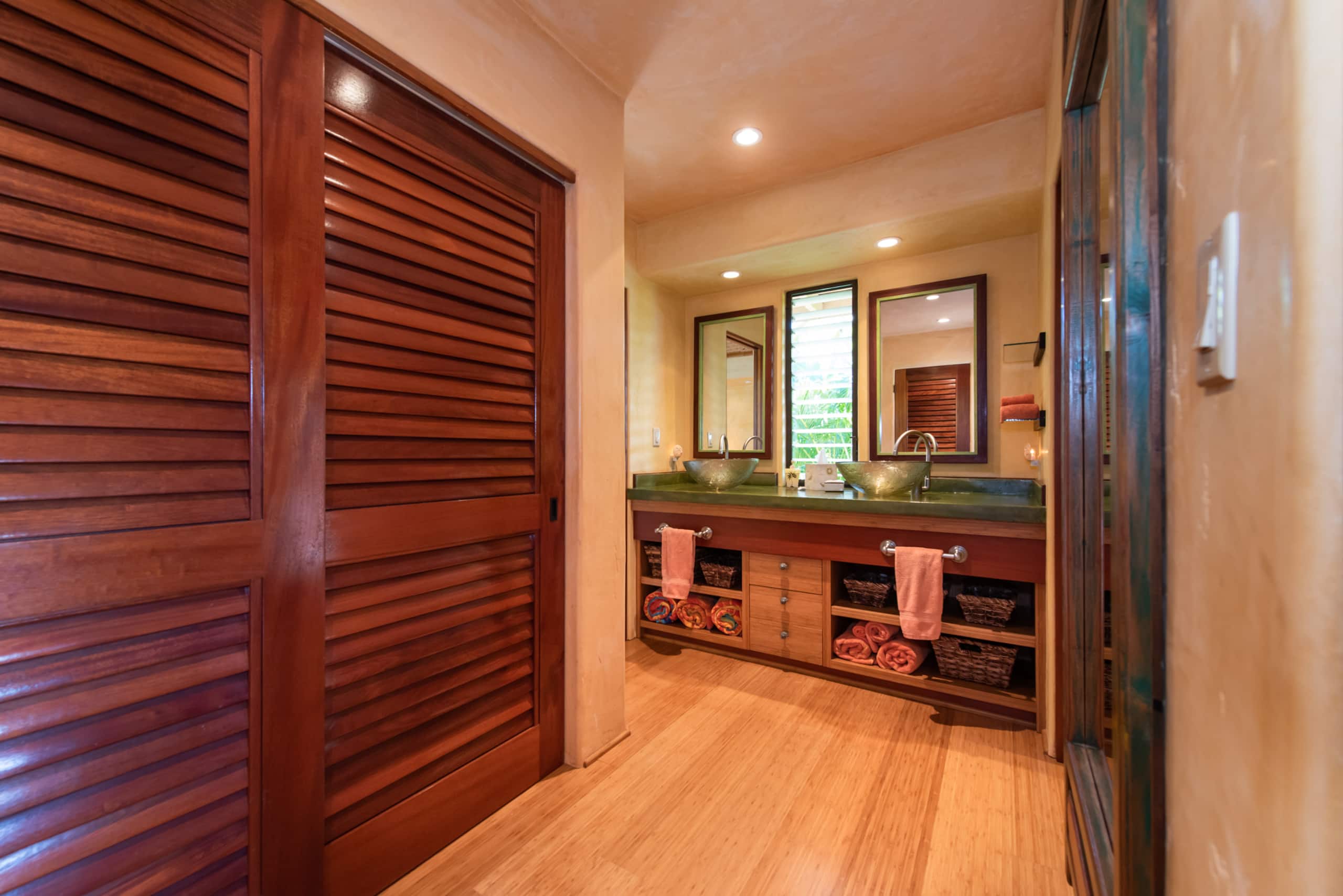 Condo in Wailea · ★4.94 · 1 bedroom · 2 beds · 1 bath - Image 16