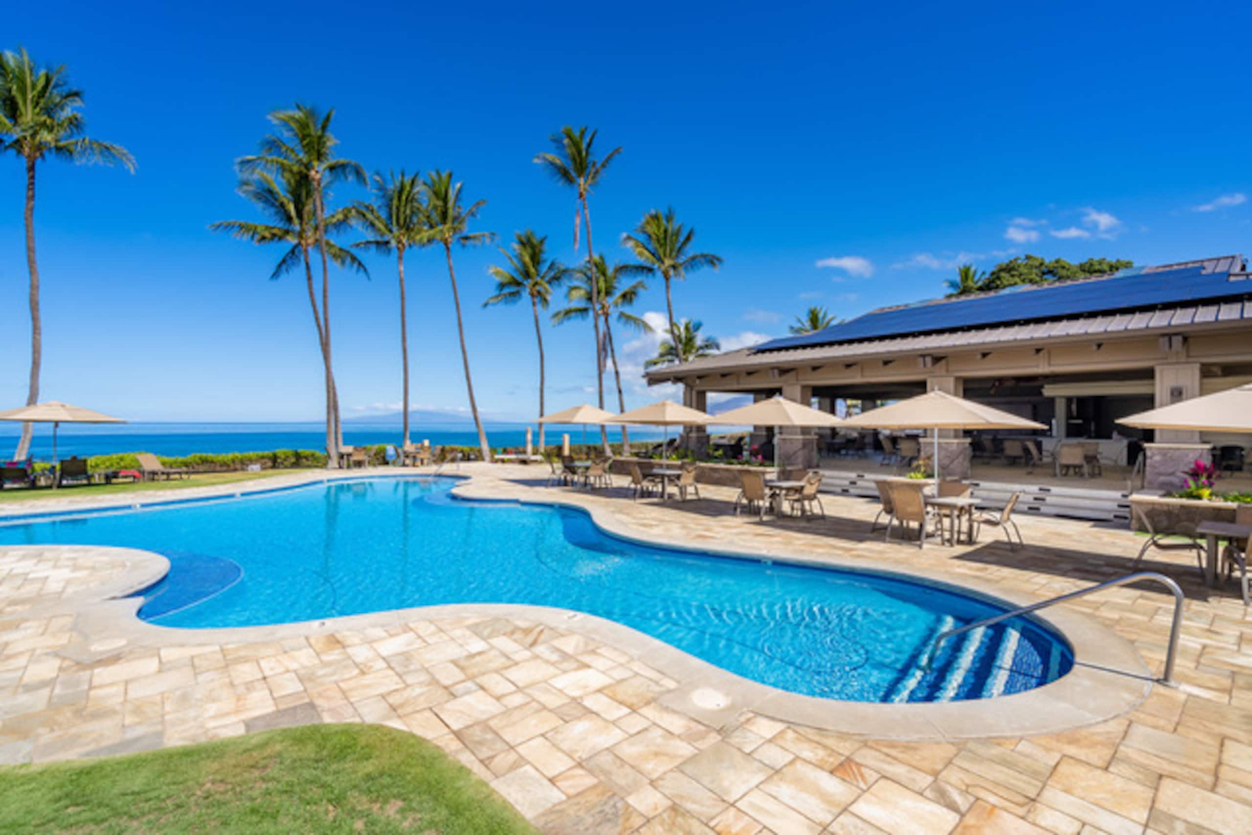Condo in Wailea · ★4.94 · 1 bedroom · 2 beds · 1 bath - Image 38