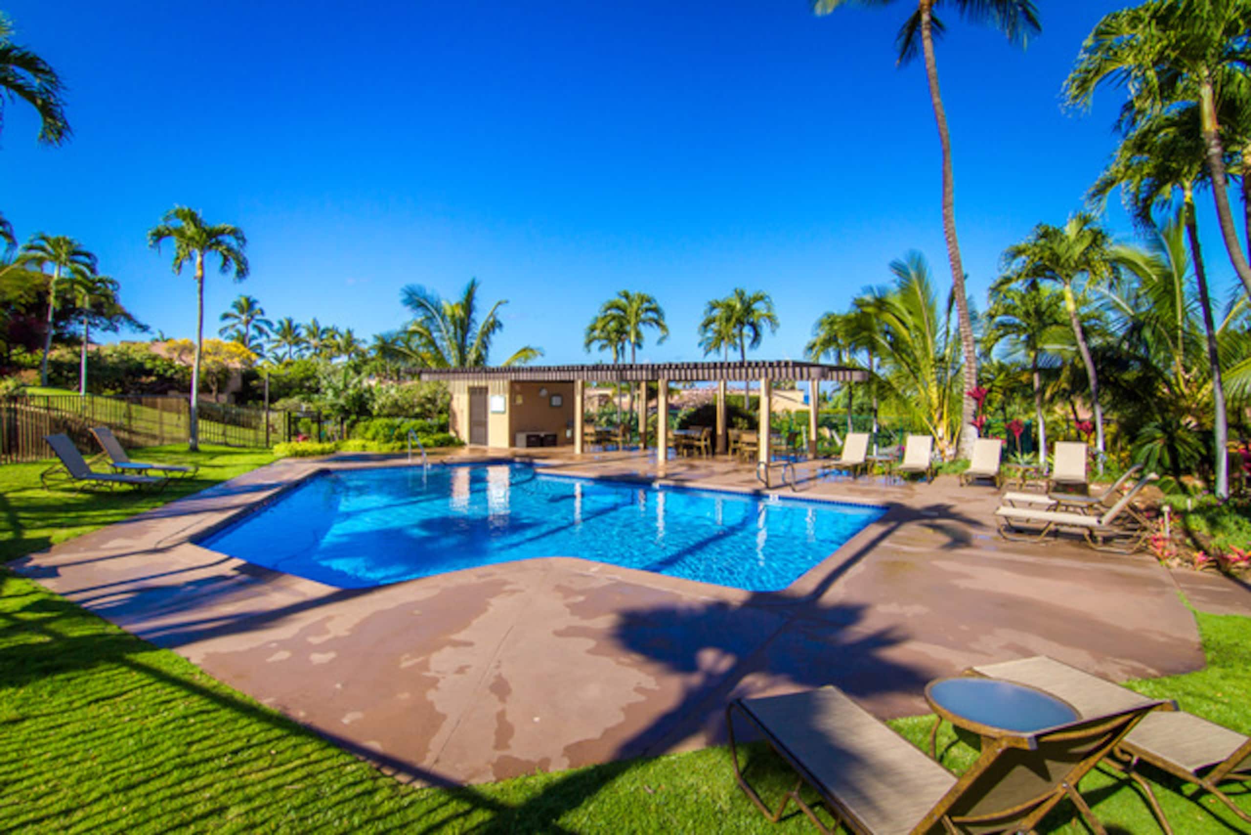 Condo in Wailea · ★4.94 · 1 bedroom · 2 beds · 1 bath - Image 39