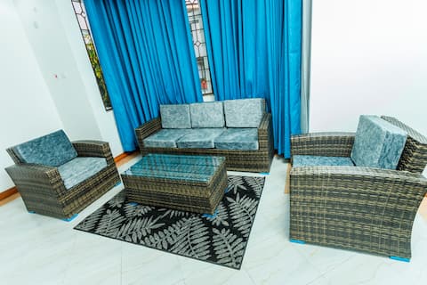 Nyali beachroad villa