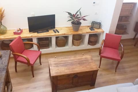 Top performing Airbnb: The Dionysian House in Saône Et Loire