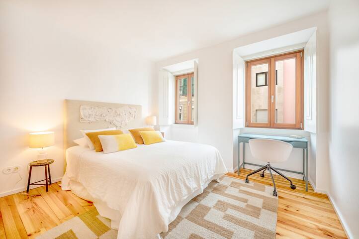 Family House • AC • Fast Wi-Fi • Prime Location gallery image 2