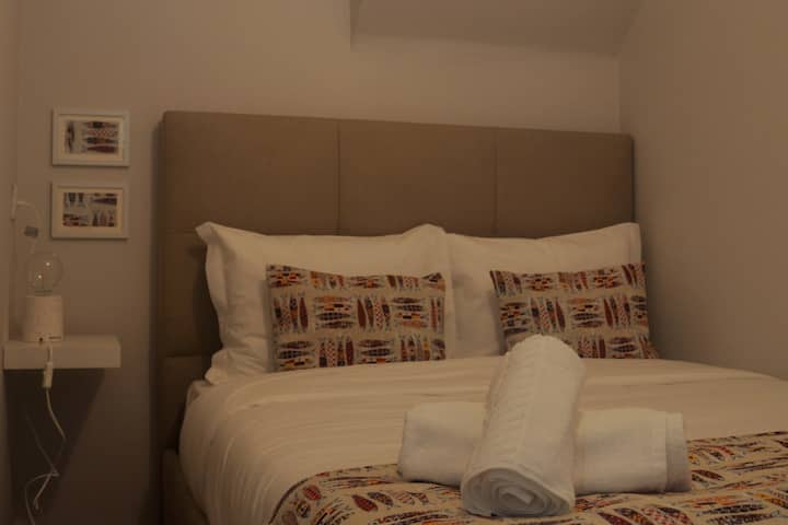 Apartamentos totalmente renovados, amueblados, equipados y aptos para familias