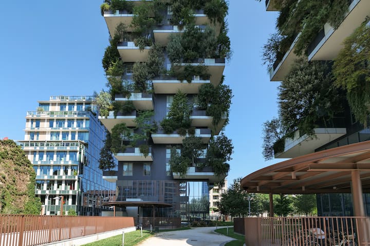 Luxury Suite in Bosco Verticale Milano Isola