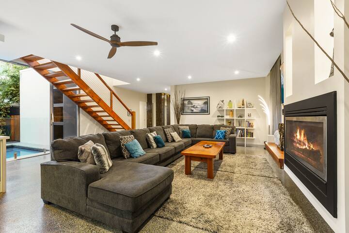 Private, Tranquil Retreat gallery image 5