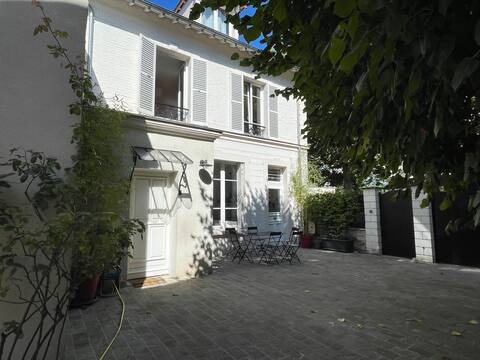 Belle maison idéalement située
