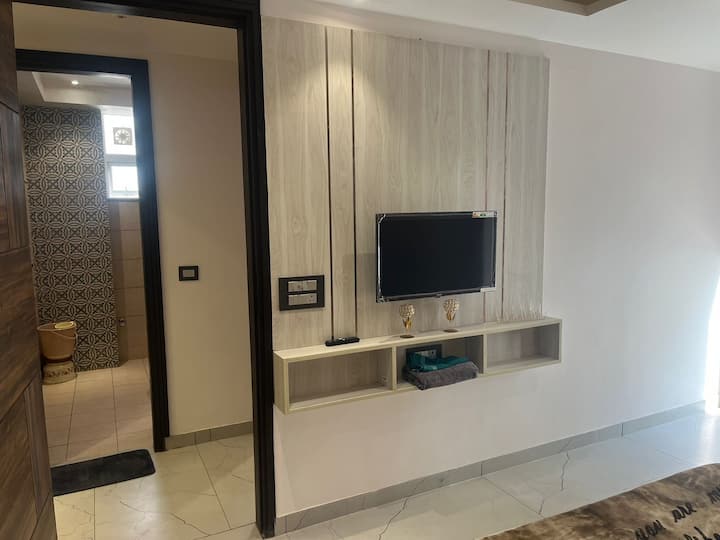 Premium 3 Bedrooms With 3 Washrooms In Tapovan - Rishikesh