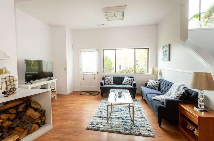 A Sound View Living - Guesthouse (2 Bedrooms) - Mukilteo, WA