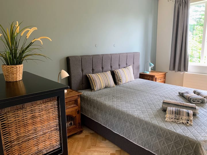 غرفة النوم 1