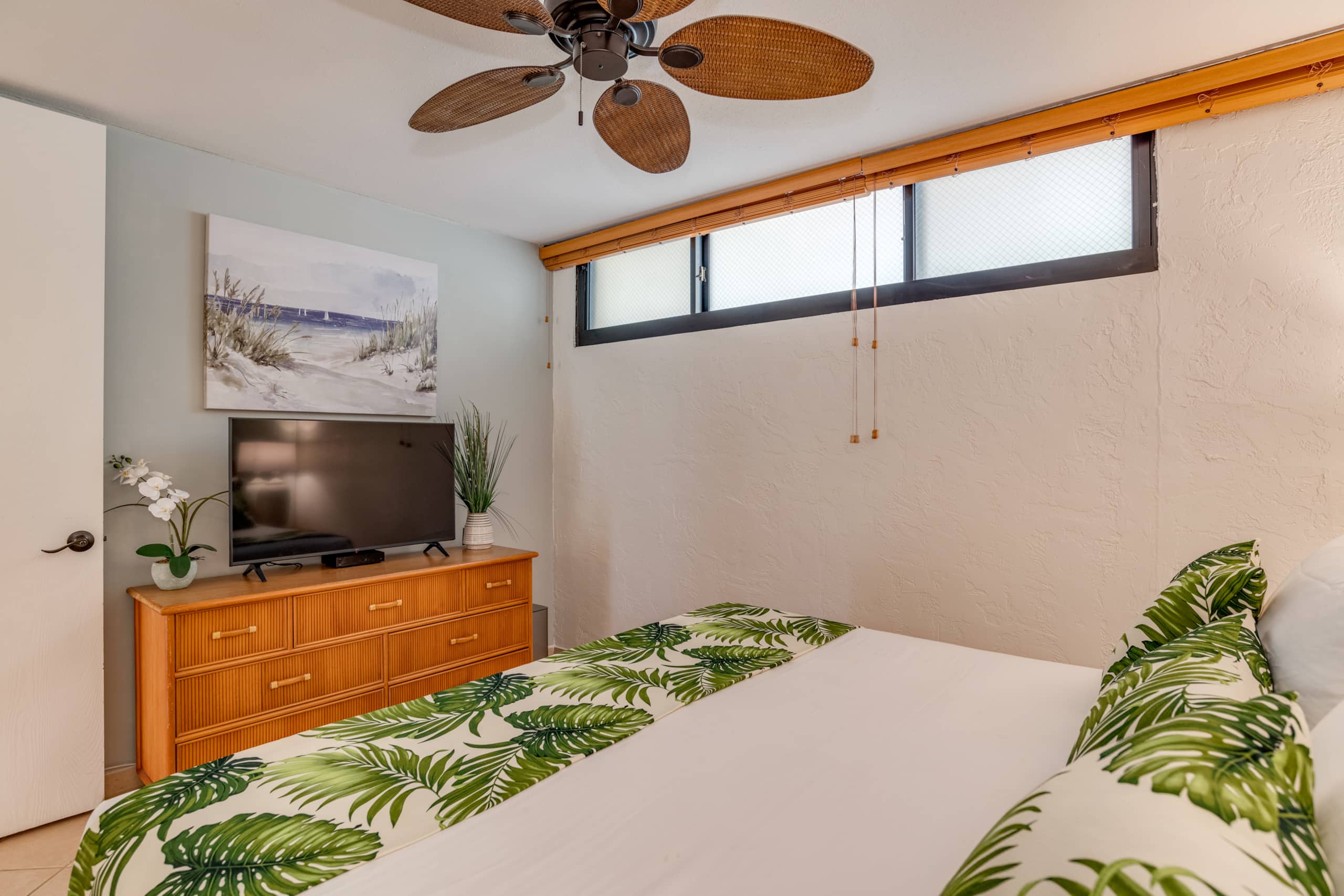 Place to stay in Lahaina · ★5.0 · 1 bedroom · 2 beds · 1 bath - Image 15