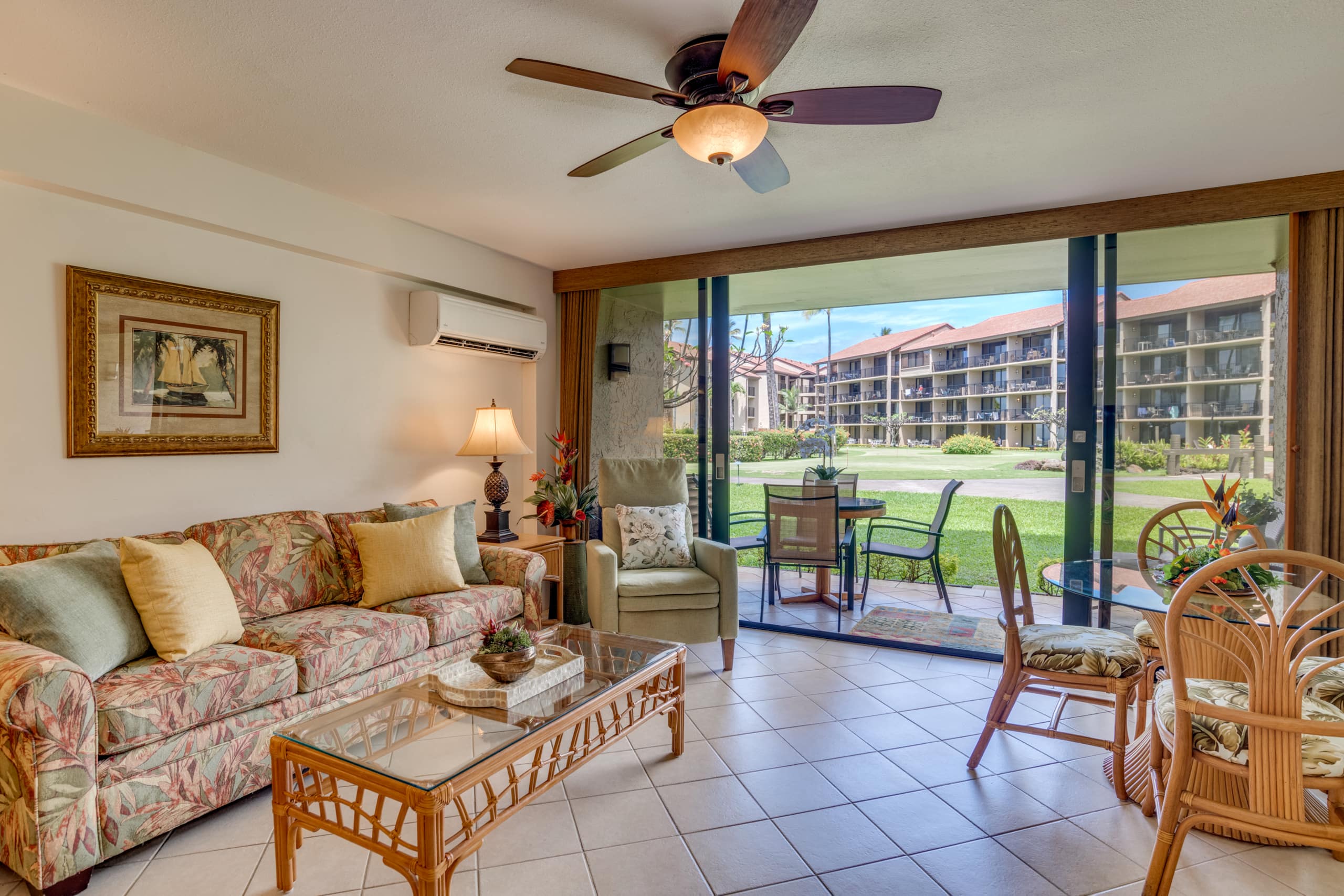 Place to stay in Lahaina · ★5.0 · 1 bedroom · 2 beds · 1 bath - Image 4
