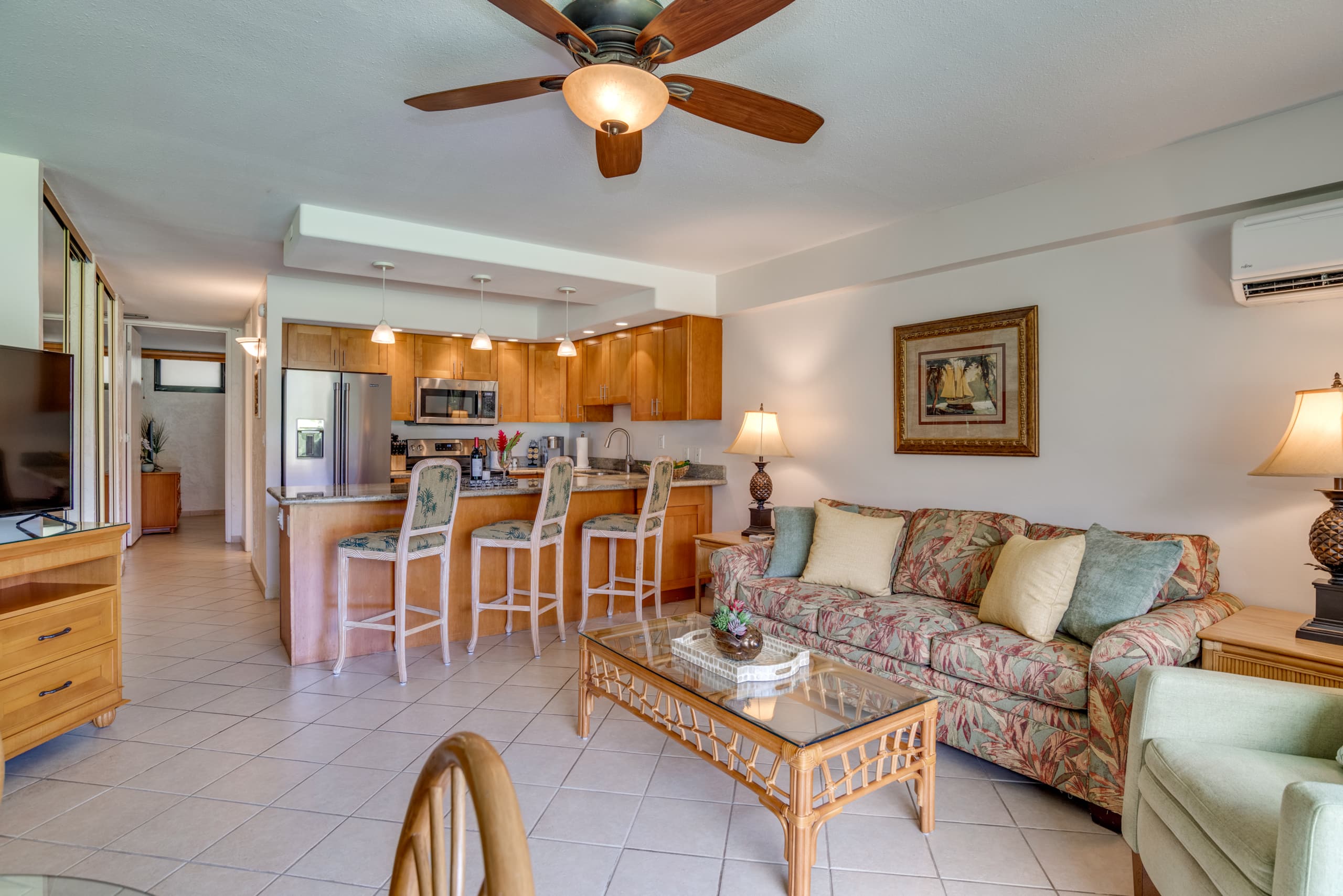Place to stay in Lahaina · ★5.0 · 1 bedroom · 2 beds · 1 bath - Image 3