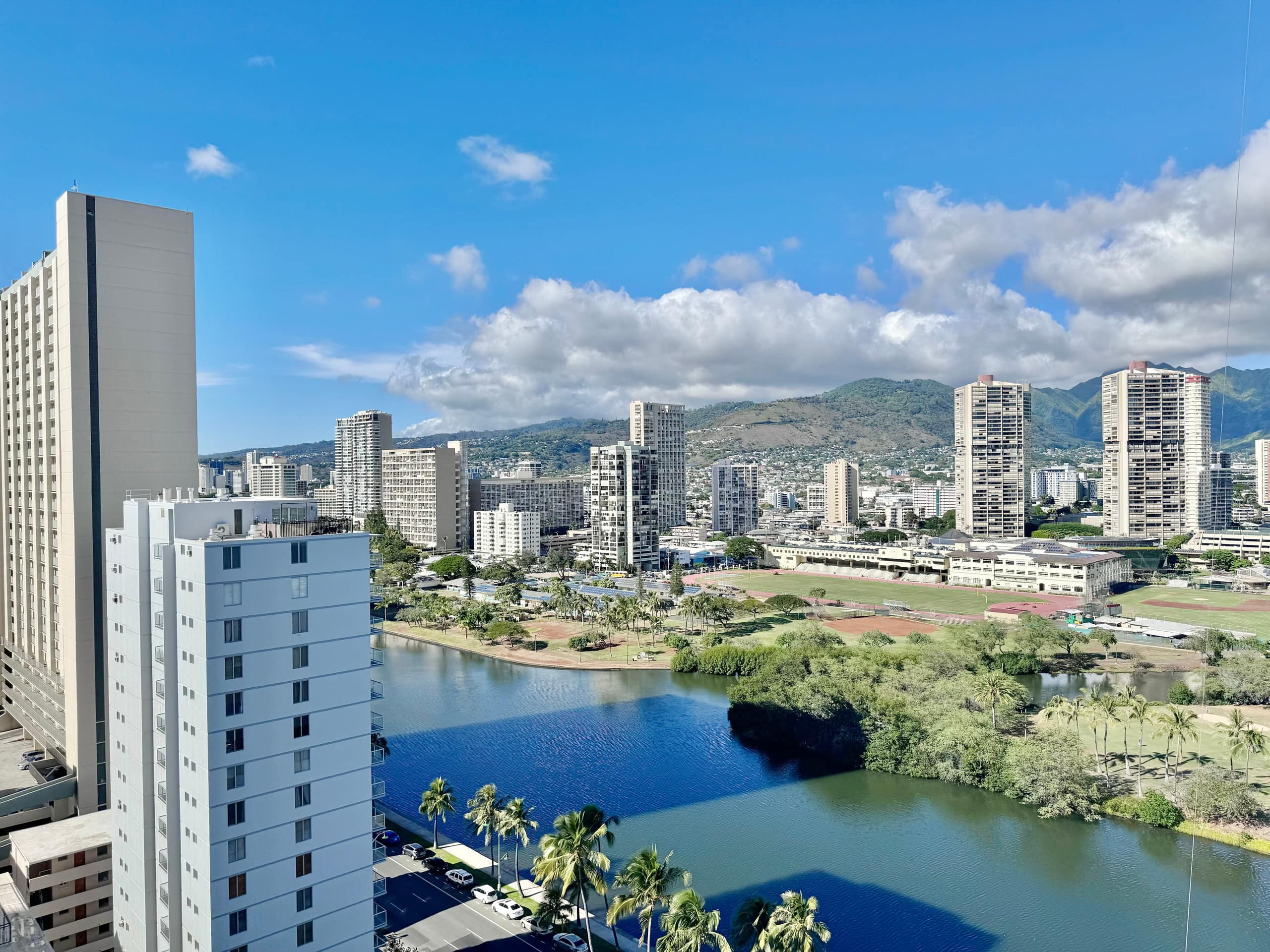 22FL- Renovated Studio Condo in Central Waikiki!~ - Image 35
