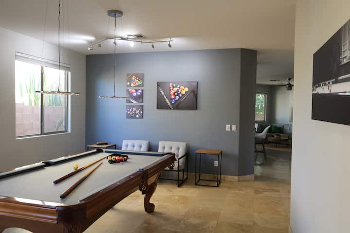 Newly-renovated Modern Home - Goodyear, AZ