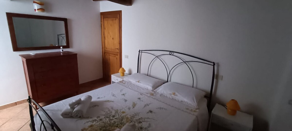 Top performing Airbnb: Lusitana C vacation room in Foligno