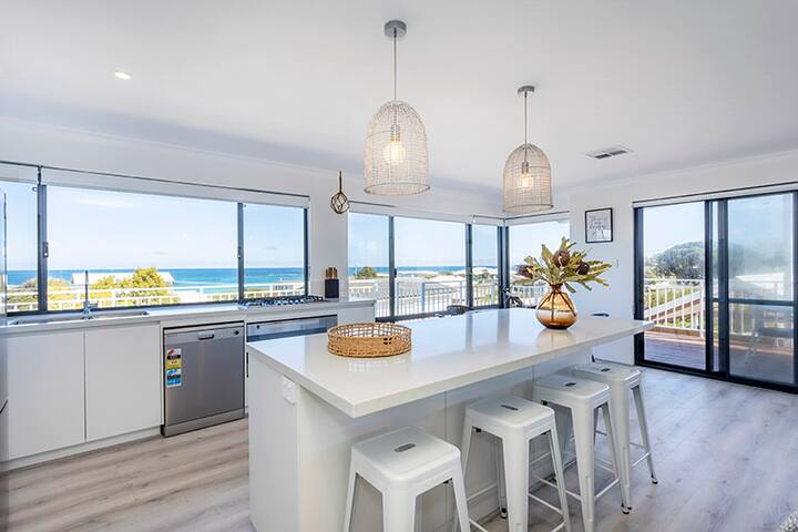 Wildwood, ocean views to the horizon gallery image 4