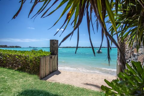 Serviced Beachfront Villa in Grand Baie