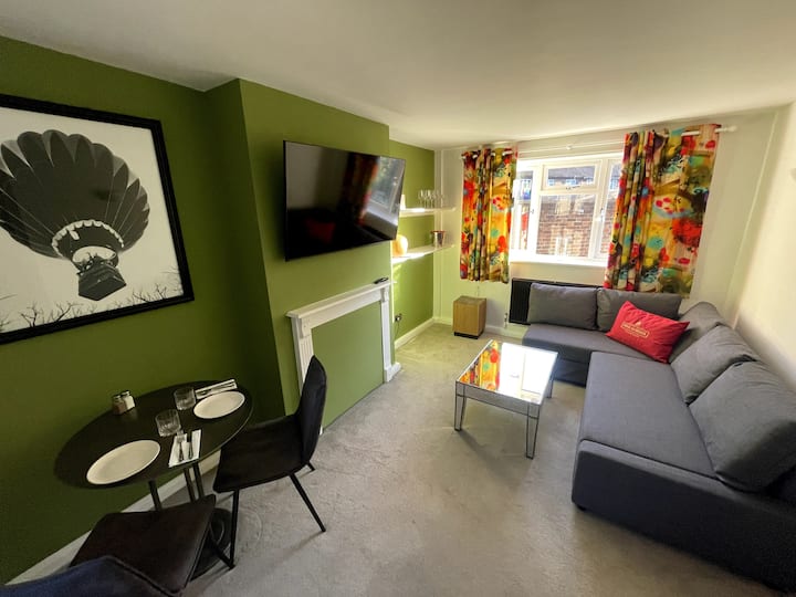 Victoria Vacation Rentals & Homes Victoria, Victoria, United Kingdom