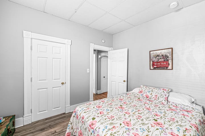 საძინებელი 2