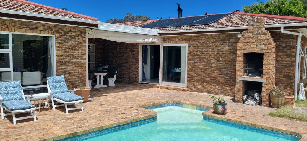 Atlantic Sands gallery image 3