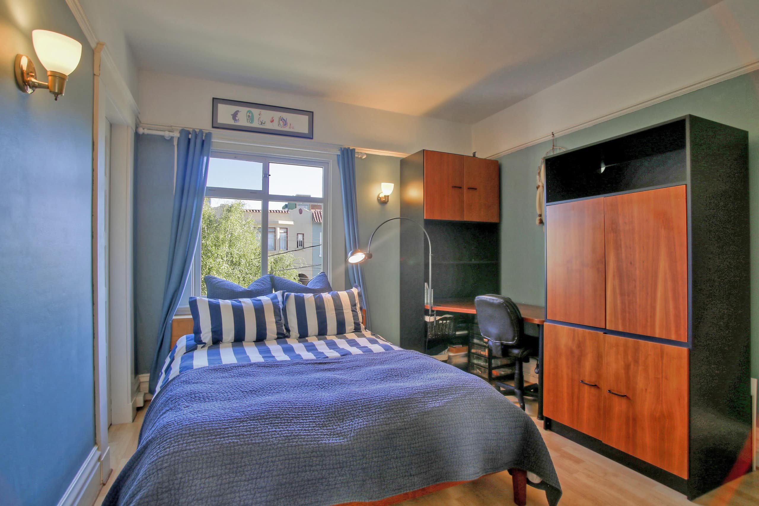 Home in San Francisco · ★5.0 · 5 bedrooms · 3.5 baths - Image 13