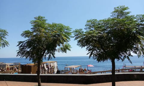 Sea front between Catania Etna and Taormina