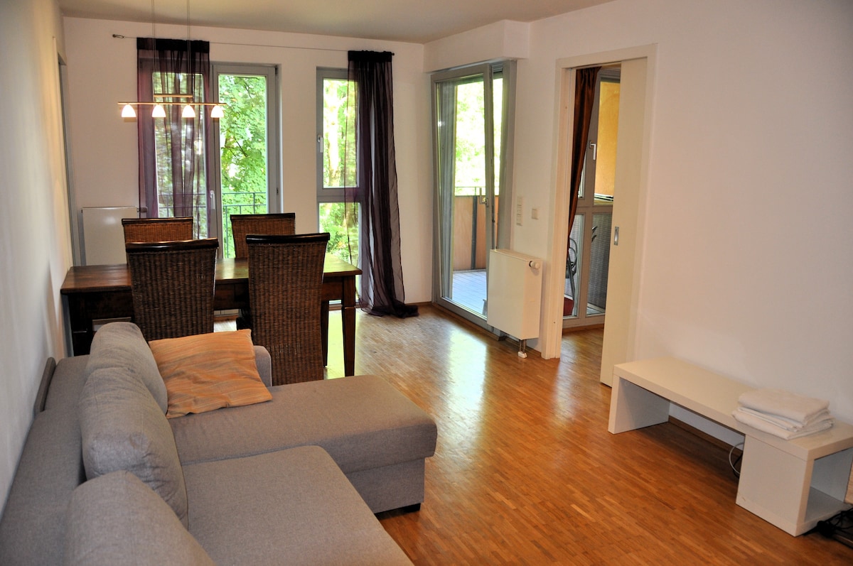Popular Airbnb listing: Apartment close to Ostbahnhof, 3 stops to downtown in Ramersdorf