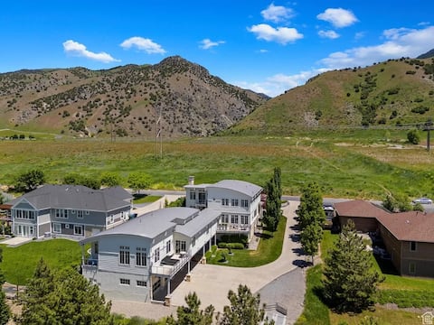 Outdoor Adventure Design Guest House Views Quiet