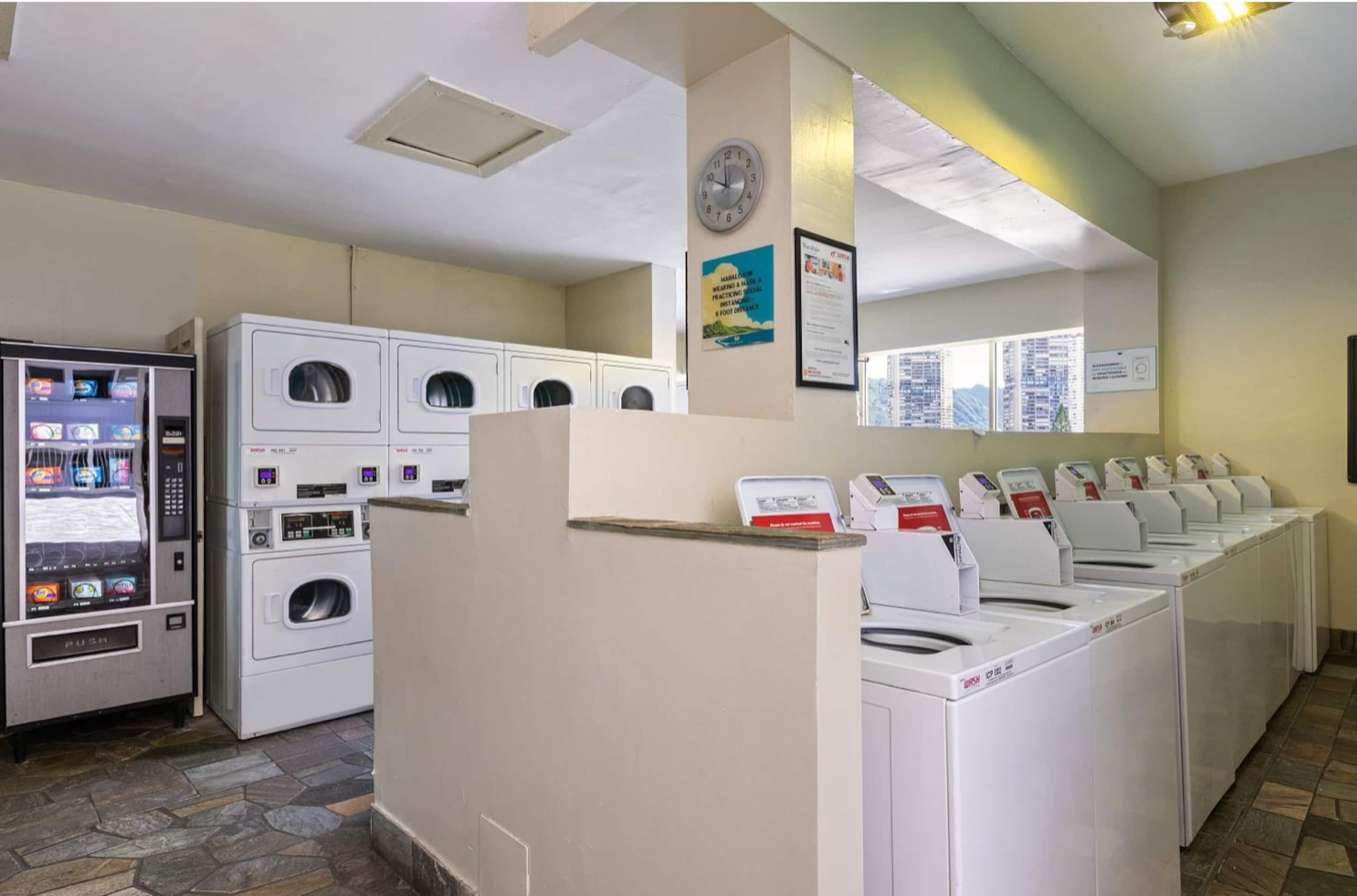 35FL-Newly Renovated Hidden Gem 1BR / Waikiki - Image 29