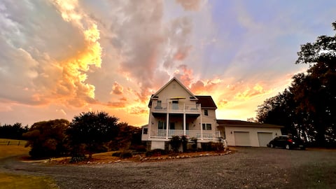 Mountain View Moto Retreat