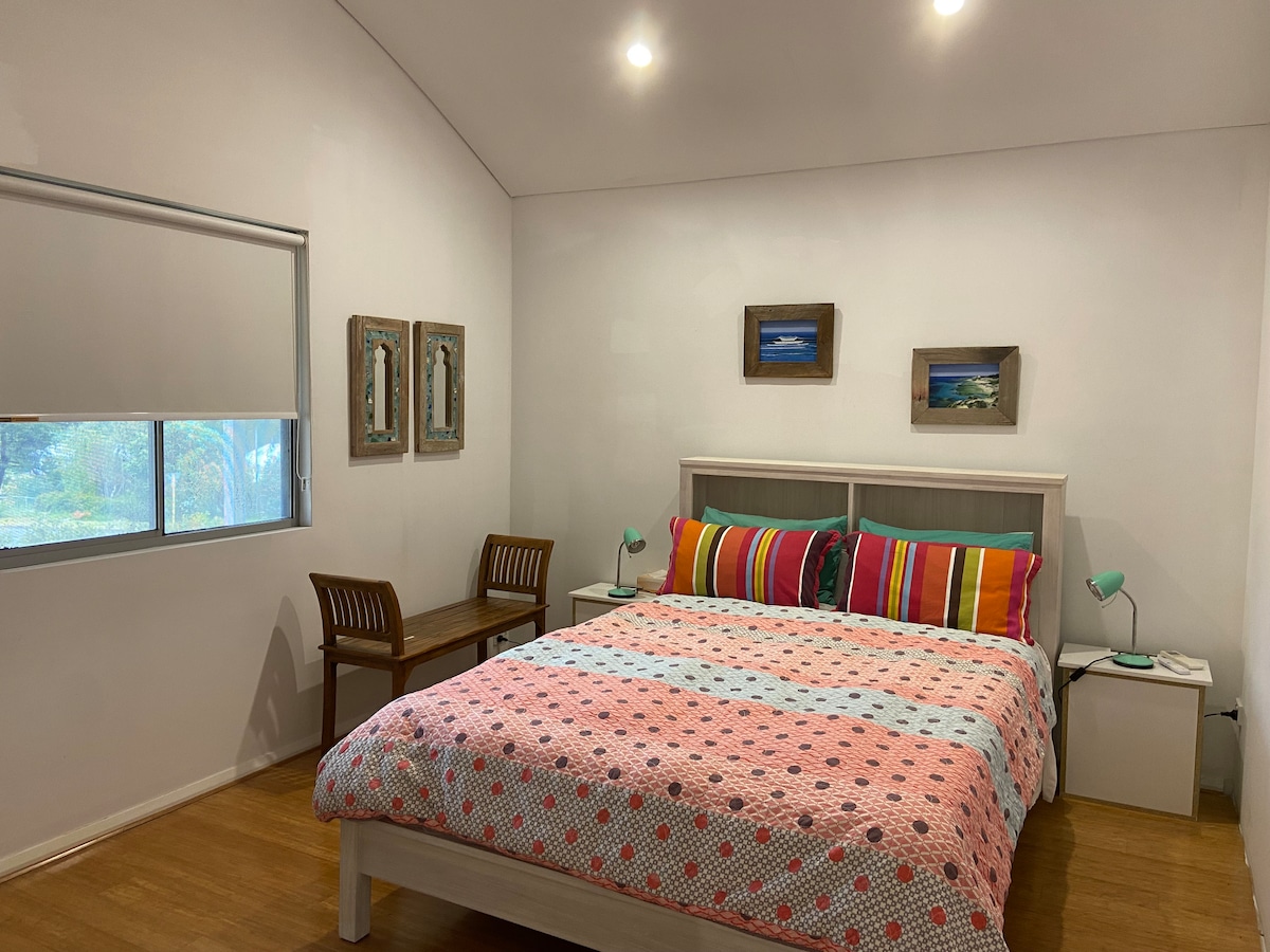 Master Queen bedroom 