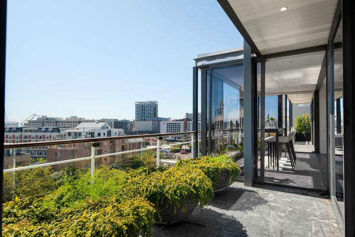 Penthouse 601 Dovenby – Luminous. Iconic. Unique. gallery image 5