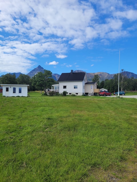 Laneset Lodge, 20km from Skjervøy